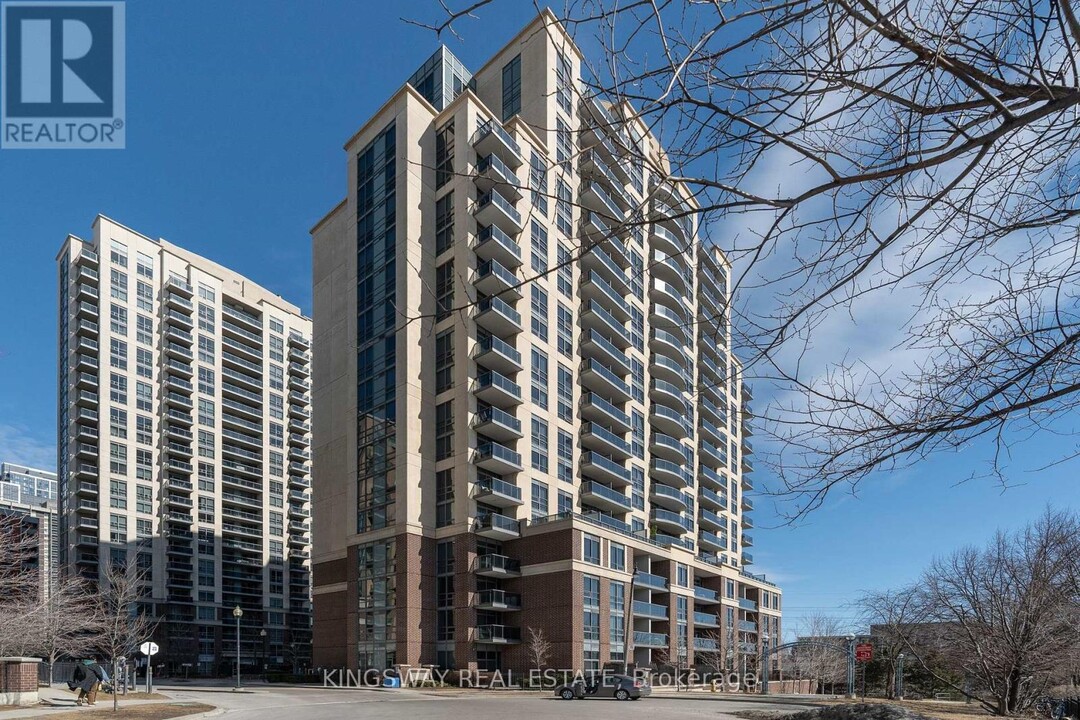 1-201 Michael Power Pl in Toronto, ON - Building Photo