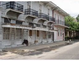 2501 Carondelet St in New Orleans, LA - Building Photo - Building Photo