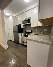 25 Saint Stephen St, Unit 305 in Boston, MA - Foto de edificio - Building Photo