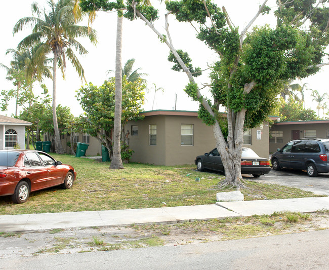 1701-1703 NW 3rd Ct in Fort Lauderdale, FL - Building Photo - Building Photo