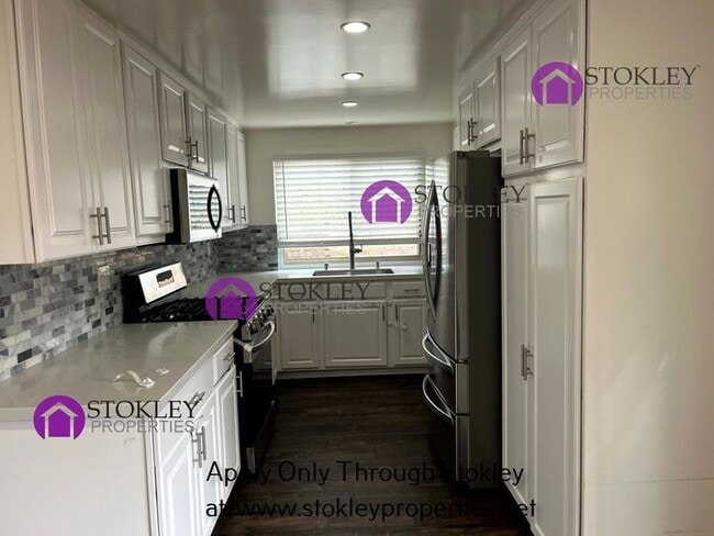 2250 Gladwin Dr in Walnut Creek, CA - Building Photo - Building Photo