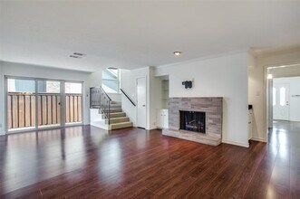 10511 Ravenscroft Dr in Dallas, TX - Building Photo - Building Photo