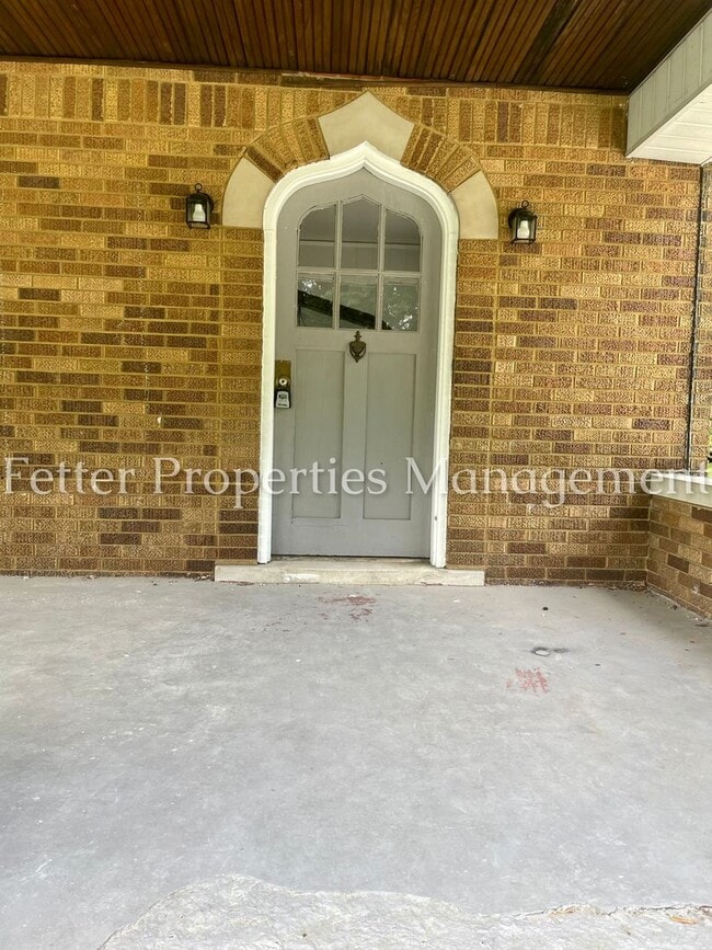 3608 Stringtown Rd in Evansville, IN - Building Photo - Building Photo