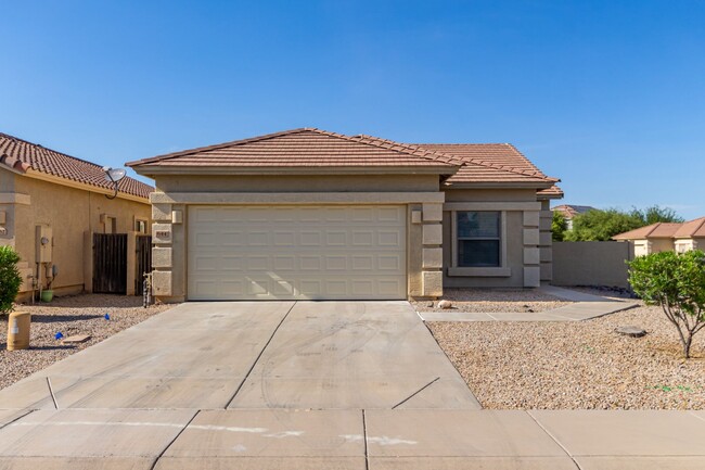 property at 644 W Oak Tree Ln