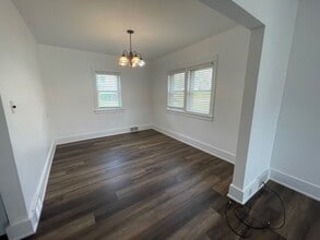 102-104 Morley Pkwy in Duluth, MN - Building Photo - Building Photo