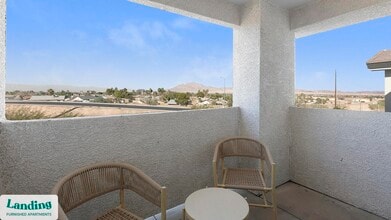 5145 Rawhide St, Unit 307 in Las Vegas, NV - Foto de edificio - Building Photo