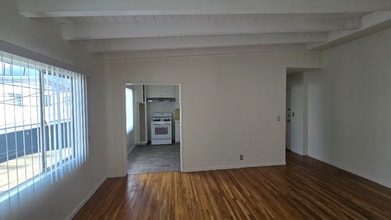 12015 Lamanda St in Los Angeles, CA - Building Photo - Building Photo