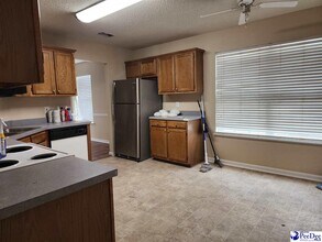 2713 Winterbrook Dr in Florence, SC - Building Photo - Building Photo