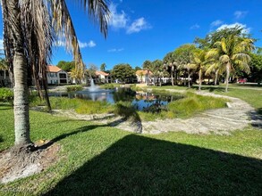 2142 Arbour Walk Cir in Naples, FL - Building Photo - Building Photo