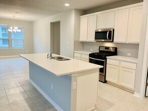1125 Capra Ln in Leander, TX - Building Photo - Building Photo