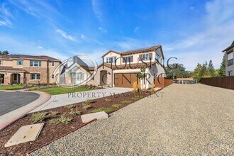 637 Lincoln Ct in El Dorado Hills, CA - Building Photo - Building Photo