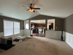 6750 Woodcrest Dr in Avon, IN - Building Photo - Building Photo