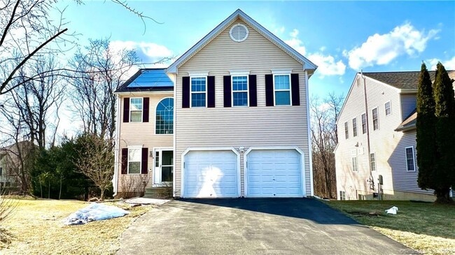 property at 6 Schoolhouse Landing