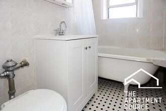 3257 W Wrightwood Ave in Chicago, IL - Building Photo - Building Photo