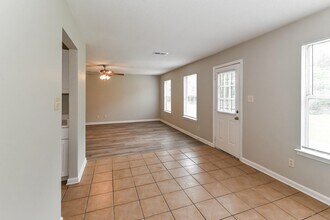 4838 Mistic Lake Dr in Memphis, TN - Building Photo - Building Photo