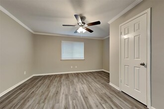 15014 Winding Black Cherry Ln in Cypress, TX - Foto de edificio - Building Photo