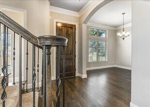 5215 Wakefield Dr in Irving, TX - Building Photo - Building Photo