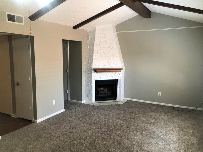 5712 38th St in Lubbock, TX - Building Photo - Building Photo
