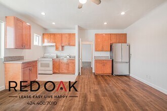 1847 1/2 W Florence Ave in Los Angeles, CA - Building Photo - Building Photo