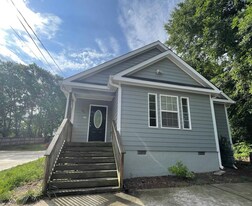 540 N Peter St in Athens, GA - Building Photo