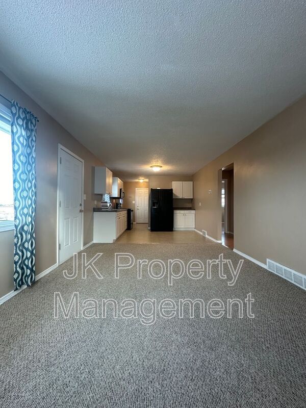 5404 3rd Ave S in Great Falls, MT - Building Photo - Building Photo