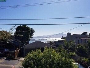 420 Golden Gate Ave in Richmond, CA - Building Photo - Building Photo