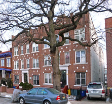 161 68th St in Brooklyn, NY - Building Photo