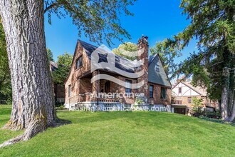 297 E Melford Ave in Dayton, OH - Building Photo - Building Photo