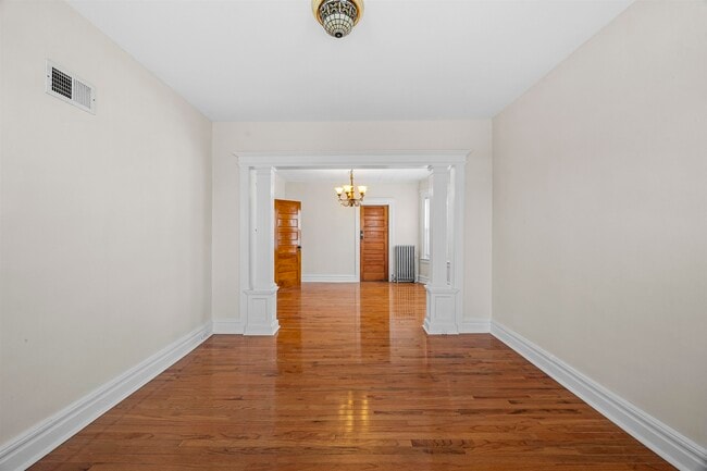 287 Hornblower Ave in Belleville, NJ - Foto de edificio - Building Photo