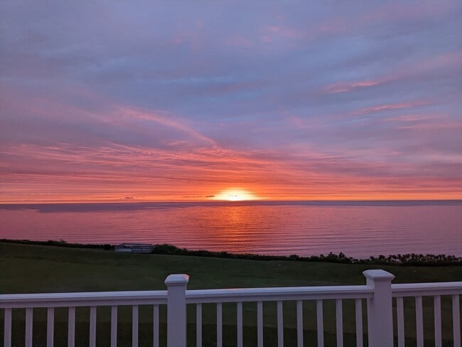 64 Cliffside Dr in Plymouth, MA - Building Photo - Building Photo