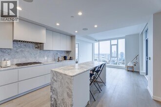 7418 Paulson St in Vancouver, BC - Building Photo - Building Photo