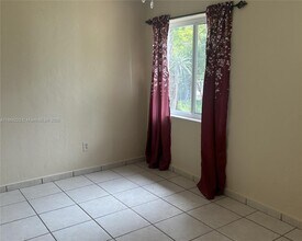 1027 E 20th St in Hialeah, FL - Building Photo - Building Photo