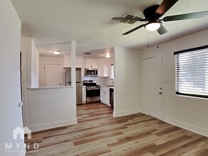 3301 19th Ave in Sacramento, CA - Building Photo - Building Photo