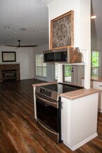 7009 N Lagoon Dr-Unit -Unit 103 in Panama City Beach, FL - Building Photo - Building Photo
