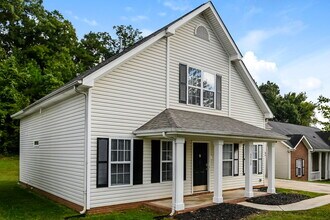 3530 Joel Turner Dr in Charlotte, NC - Building Photo - Building Photo