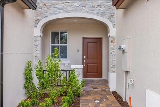 12956 NW 22nd Pl, Unit 22-2201 in Westview, FL - Building Photo - Building Photo