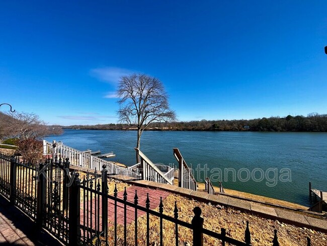 3166 Waterfront Dr in Chattanooga, TN - Building Photo - Building Photo