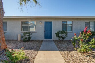 3402 N 32nd St in Phoenix, AZ - Foto de edificio - Building Photo