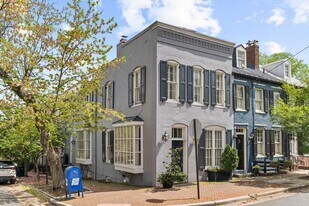 400 S Lee St in Alexandria, VA - Building Photo