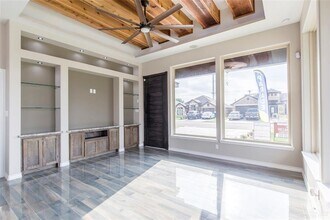 19 N 29th St in McAllen, TX - Building Photo - Building Photo