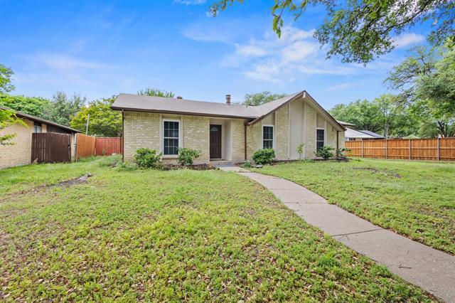 3939 Branch Hollow Dr in Plano, TX - Building Photo - Building Photo