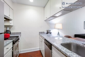 1415 17th St NW, Unit FL1-ID60 in Washington, DC - Building Photo - Building Photo