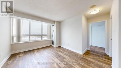 5 Greystone Walk Dr in Toronto, ON - Building Photo - Building Photo