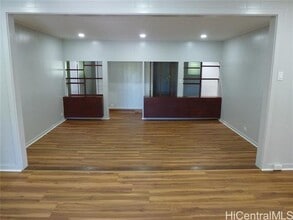 3505 Kahawalu Dr in Honolulu, HI - Building Photo - Building Photo