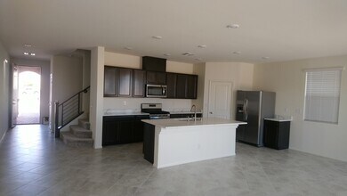 5658 Autumn Cliffs Way in Las Vegas, NV - Building Photo - Building Photo