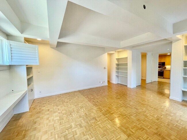 2111 Franklin St in San Francisco, CA - Building Photo - Building Photo