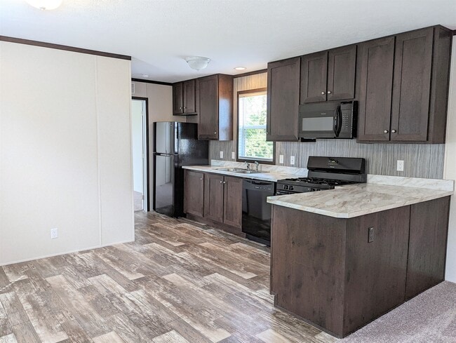 property at 692 Oregon St