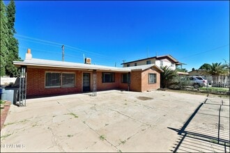 7817 Caliche Dr in El Paso, TX - Building Photo - Building Photo
