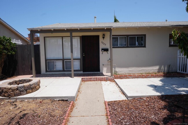 3222 Jemez Dr in San Diego, CA - Building Photo - Building Photo