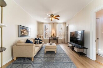 3309 N Leavitt St in Chicago, IL - Building Photo - Building Photo